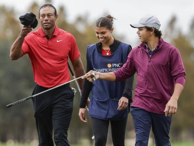 Tiger Woods causes a stir watching Charlie play at US Junior Amateur