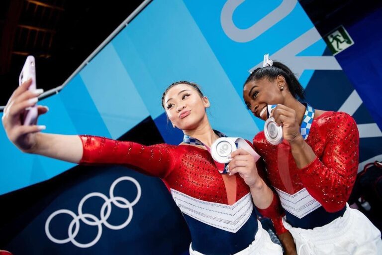 Simone Biles and Suni Lee